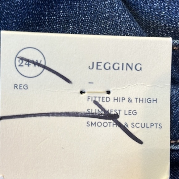 NEW Universal Thread Smooth & Sculpt Jegging Skinny Jeans Size 24W R Frayed Hem - Picture 7 of 12